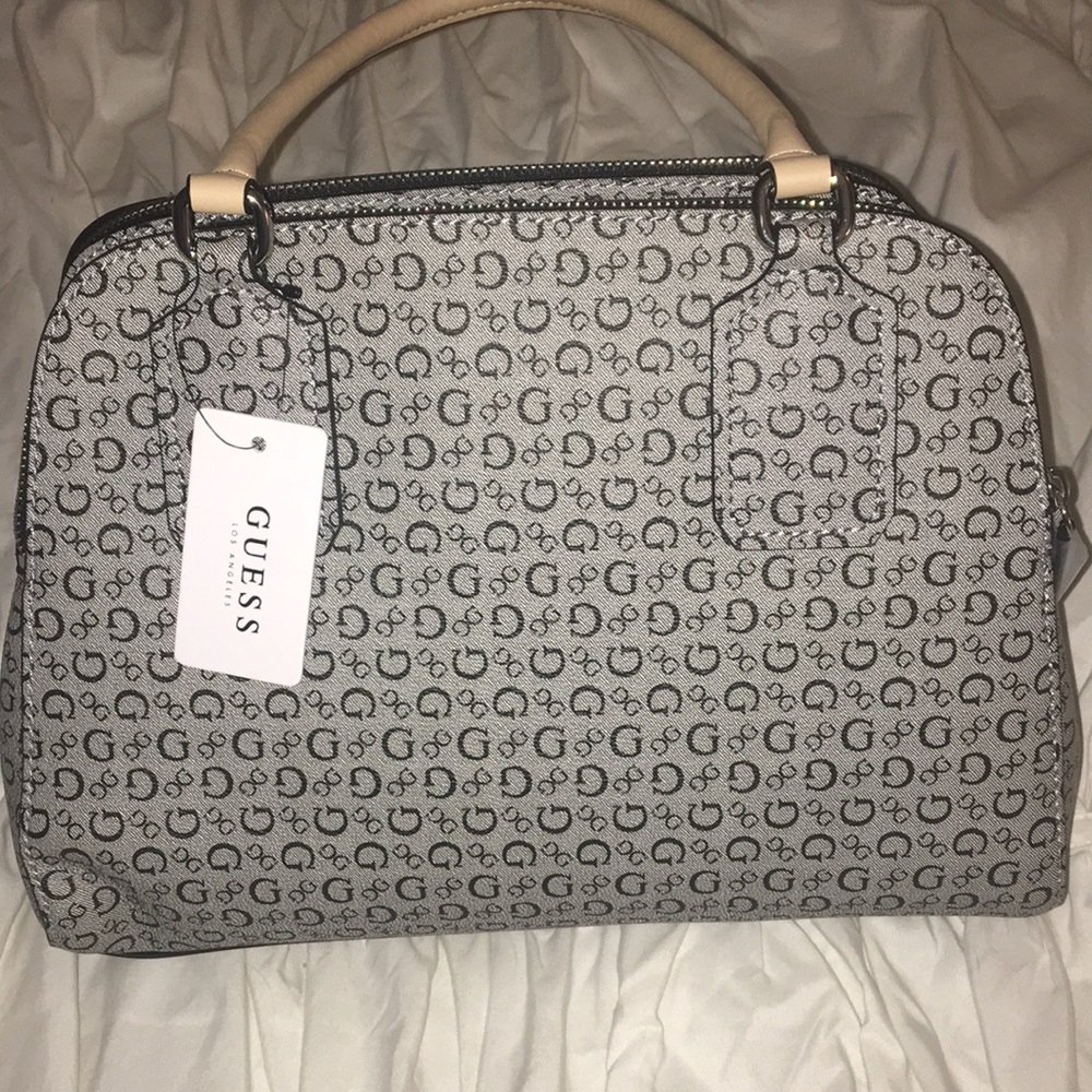 Guess Purse - Picture 3 of 5